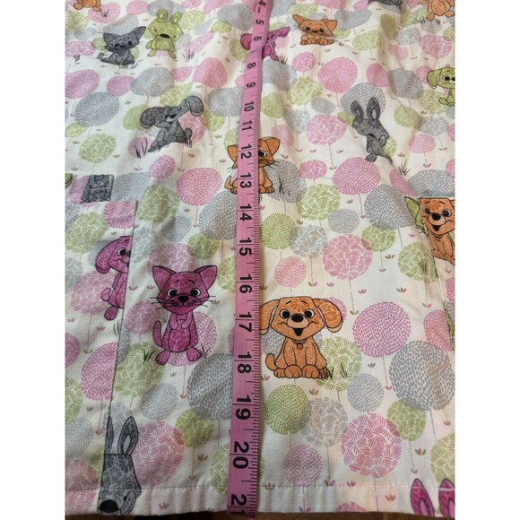 Cherokee HQ Scrub Best Furiends Vneck Neck 4762V-BFFS Vet Medical  Scrub Top - Picture 5 of 5